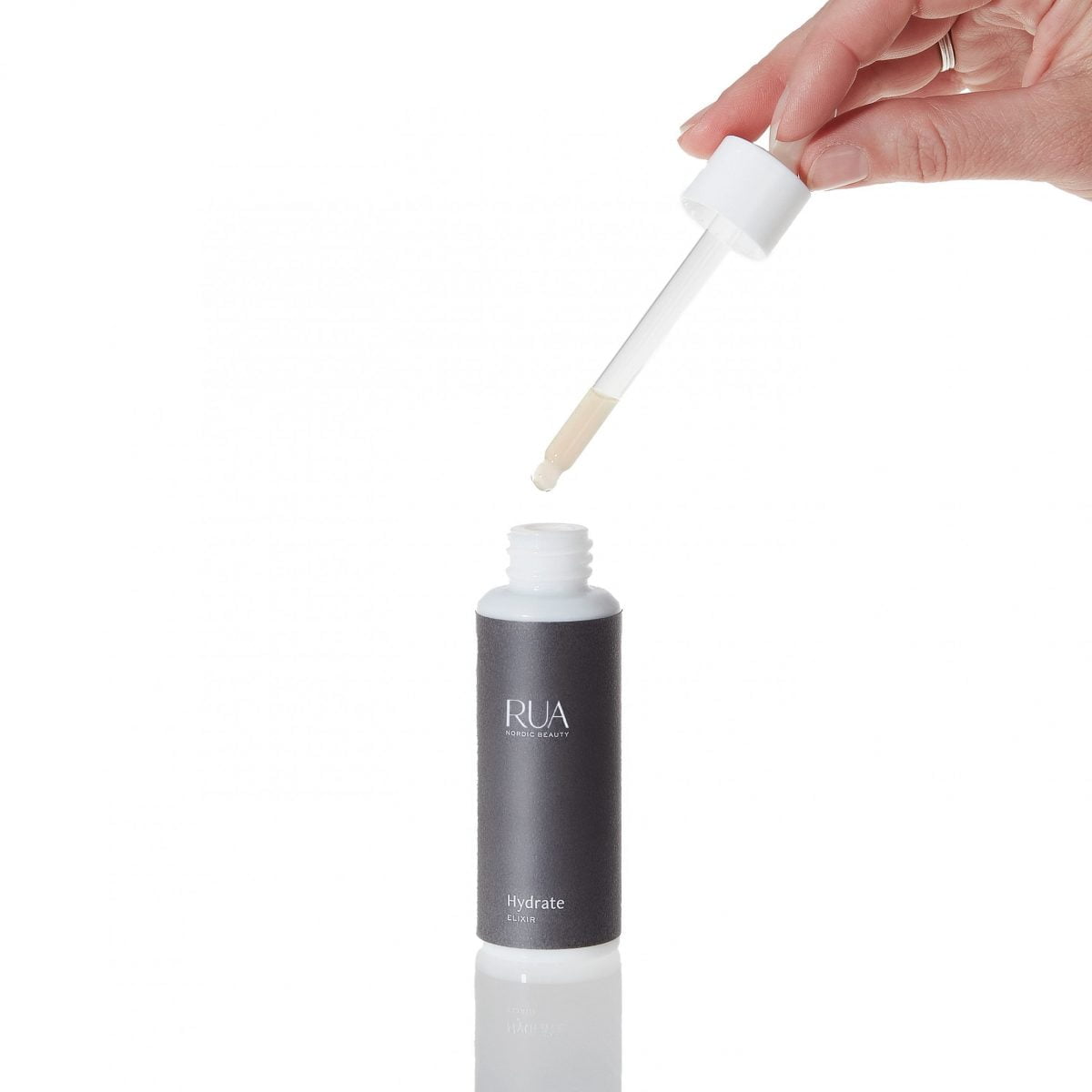 RUA Hydrate Elixir Swatch RUA Hydrate Elixir Swatch